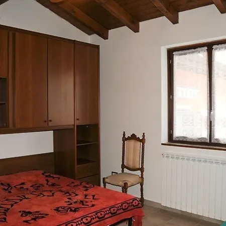 Regina Enrica Apart Otel *